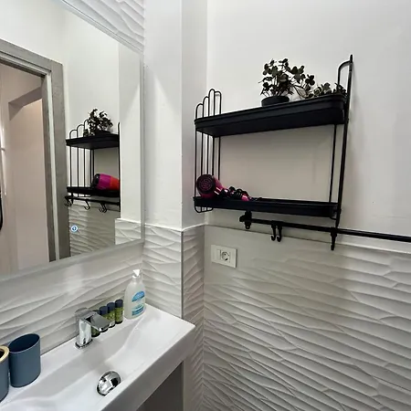 Maison Ecru - Reception Апартаменты Триест