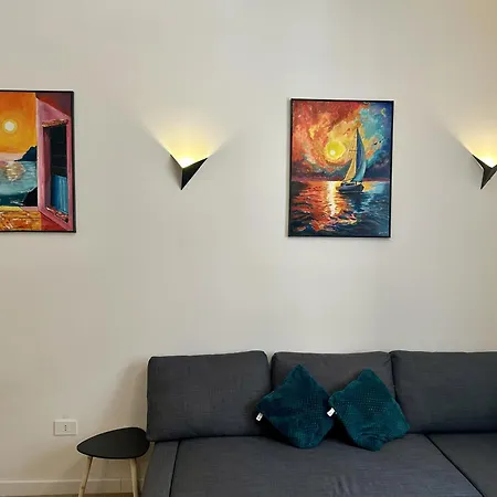 Maison Ecru - Reception Триест