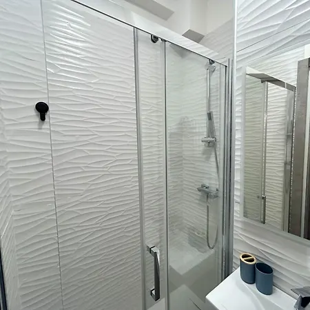 Maison Ecru - Reception Апартаменты